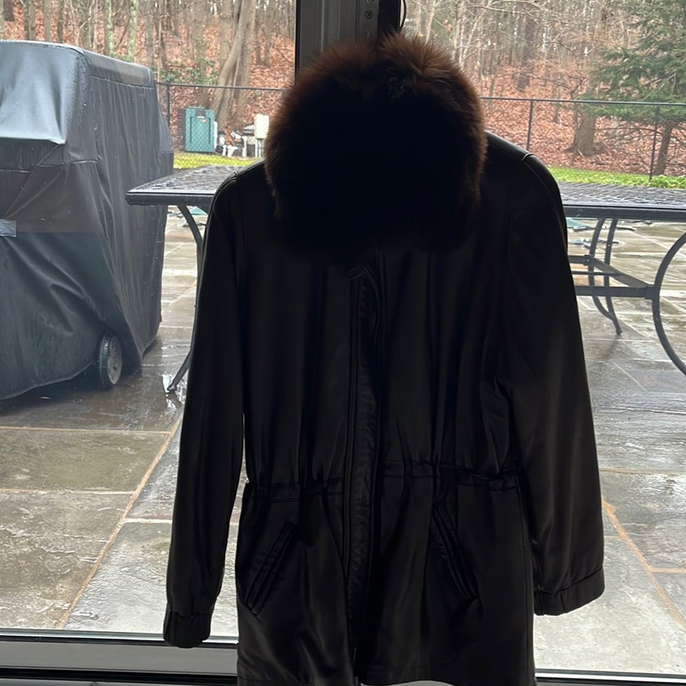 Woman’s Damselle Brown Leather Jacket. Removable fur collar. THINSULATE lining.